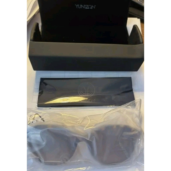 Yunizon Carezz Narrow Sunglasses & Case Vintage Style Glasses Tortoise shell - Picture 5 of 6